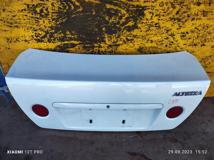 Крышка багажника Тойота Алтеза в Борисоглебске 651581