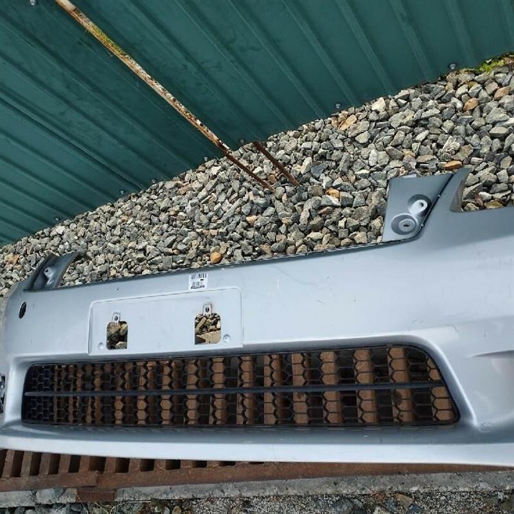 Решетка радиатора Тойота Марк Х Зио в Борисоглебске 87544
