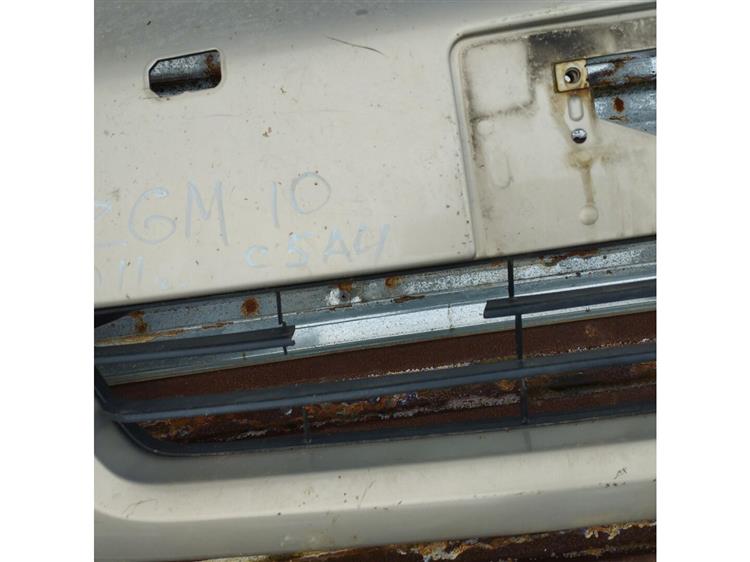 Решетка радиатора Тойота Исис в Борисоглебске 91579